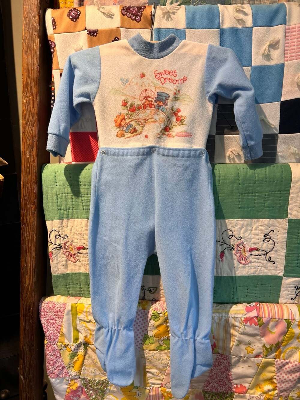 Vintage 1980s Lullaby Land Strawberry Shortcake Fleece Baby Sleeper, Size 18 Mon